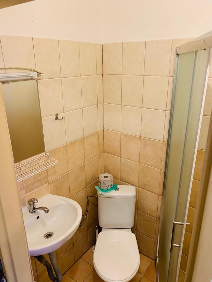 Bed and Breakfast Eder Nesvady Экстерьер фото